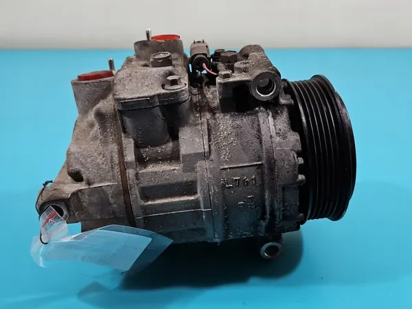 Compresor de Aire Acondicionado Mercedes Vito W639 A0032302311 image 3