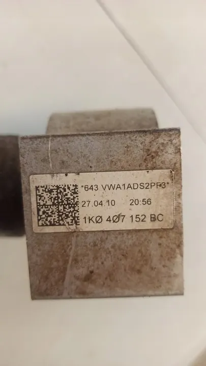 Braccio di Controllo Anteriore Volkswagen 1K0407152BC image 3