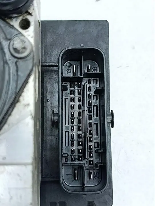 Módulo ABS OEM 0265234806 Maserati Quattroporte V image 8