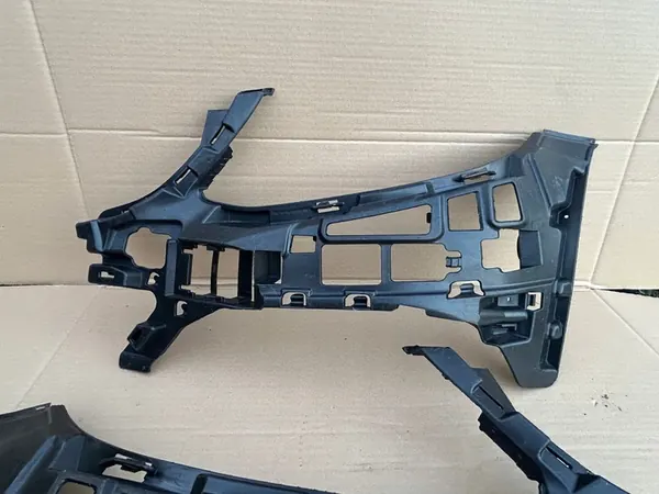 MERCEDES C-KLASA W205 Deslizamento de Para-choque Frontal OEM A2058850765 image 2