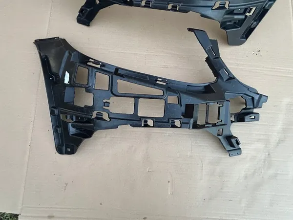 MERCEDES C-KLASA W205 Deslizamento de Para-choque Frontal OEM A2058850765 image 3