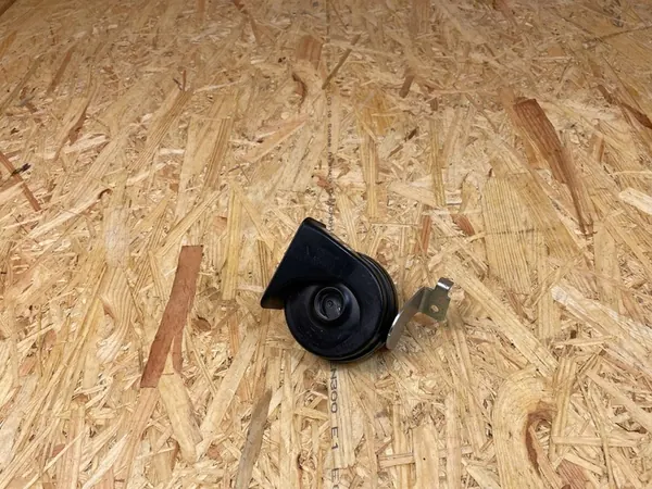 Buzina Sinal Mercedes W177 W247 W118 A2475403306 image 3