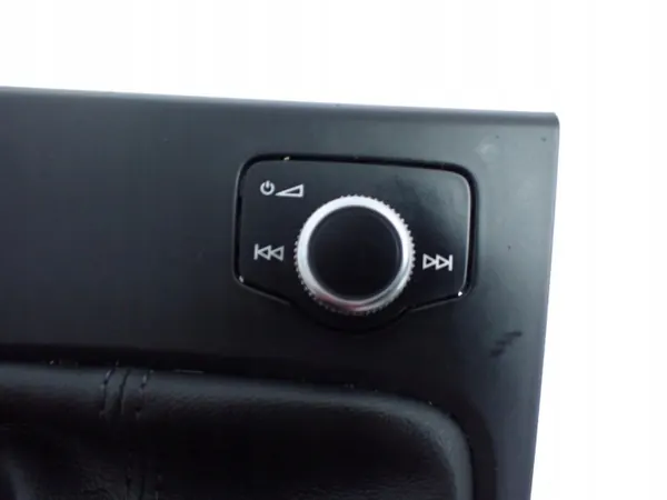 Pomo de cambios OEM 82A863278C para Audi A1 II image 4