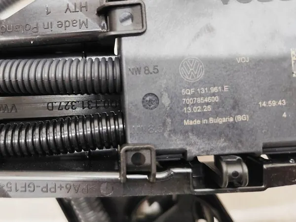 AUDI Q3 2.0TDI TUBES ADBLUE 5QF131961E image 4