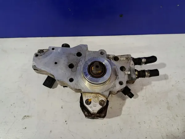 Hogedruk brandstofpomp Mercedes-Benz E (W211) A6110701401 image 2