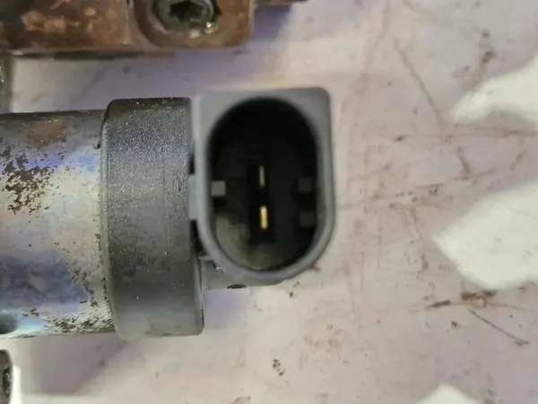 Hogedruk brandstofpomp Mercedes-Benz E (W211) A6110701401 image 4