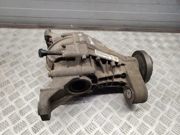 Différentiel arrière Dodge Durango 2014 OEM P68212472AA image 2