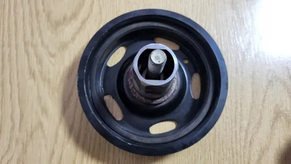 Polea Opel OE 55574771 para Astra J 1.4T image 6