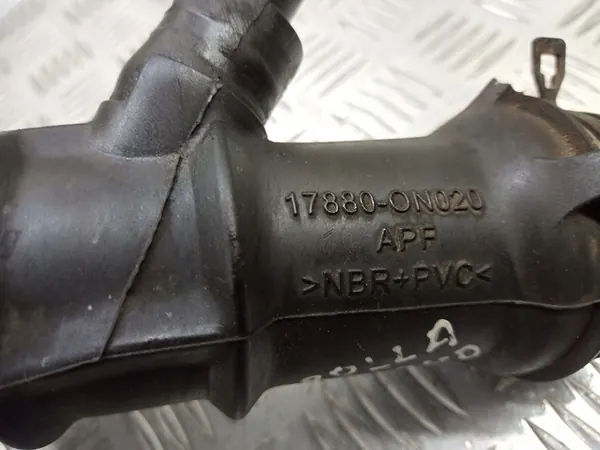 Tubo de admissão de ar Toyota Corolla 1.4 D4D image 3