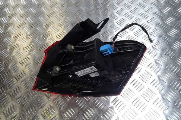Luz trasera izquierda VW T-ROC 2GA945095D image 2