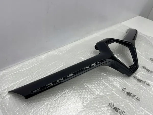 RENAULT CAPTUR I LIFT GRILLE TRIM ORIGINAL 17-19 image 3