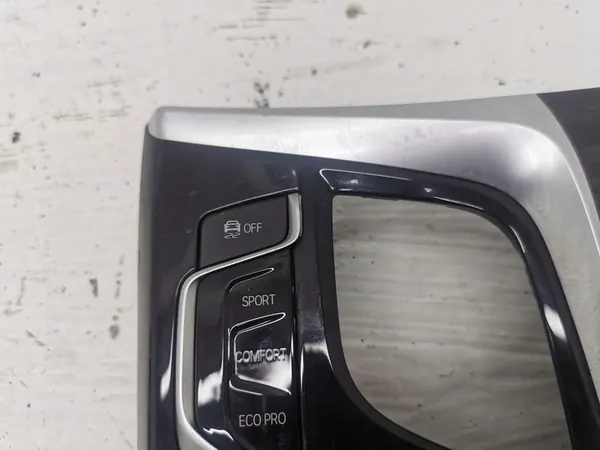 Center Tunnel Trim BMW 5 Serie G30 G31 image 6