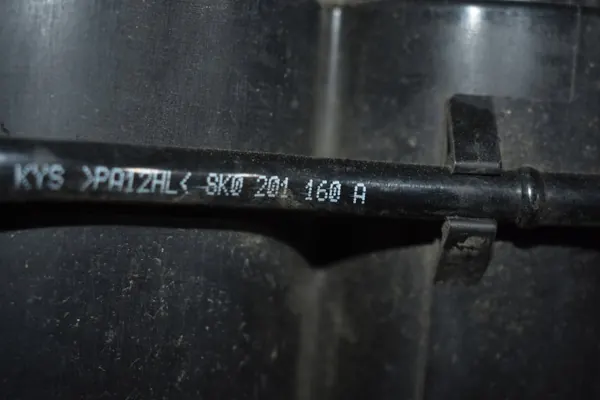 OEM 4M4201827D kolfilter för Porsche Cayenne 9Y image 3