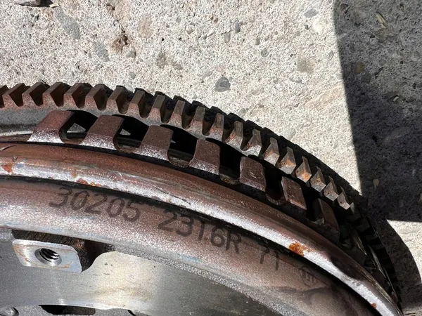 VOLANTE DE DUAL MASSA RENAULT CLIO KANGOO 302052316R image 3