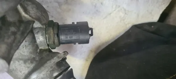 Vattenpump BMW E38 E65 M67 4.0d 4.5d image 5