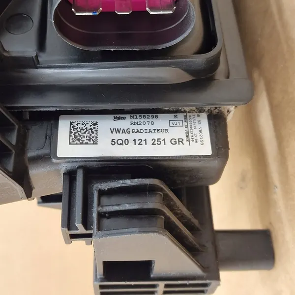 Ventilador de Radiador Completo Audi Seat Skoda VW image 8