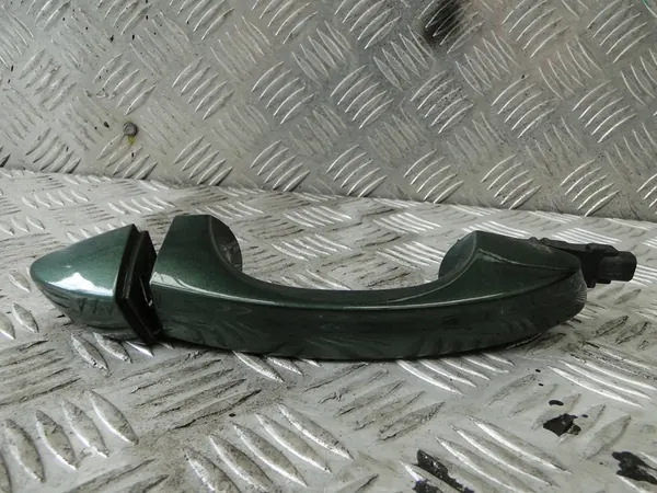 Oikea etuoven kahva SKODA KAROQ 1.5 TSI KESSY image 2