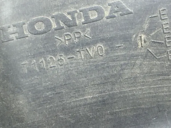 Capa superior do cinto dianteiro Honda Civic IX 71125-TV0 image 3