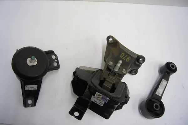 Set supporto motore 2.0 CRDi Hyundai Tucson III image 2