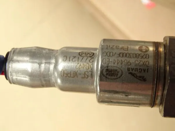 Katalysatorsensor OEM PX535E212AA voor Jaguar F-Type 2.0P image 6