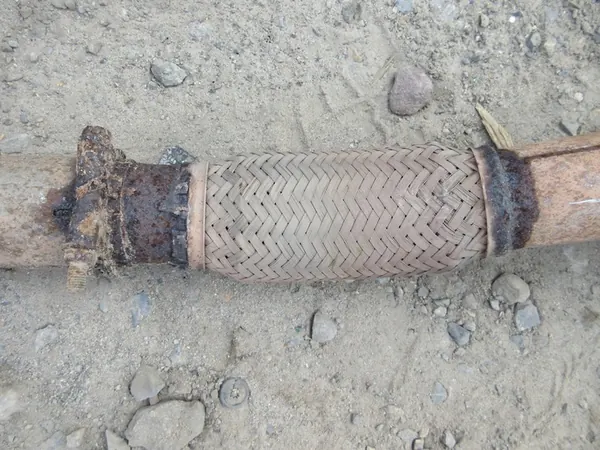 Mercedes-Benz Exhaust Pipe 9014902201 image 8