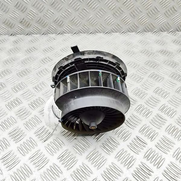 Motor de aquecimento Mercedes-Benz E W213 A0999062003 image 2