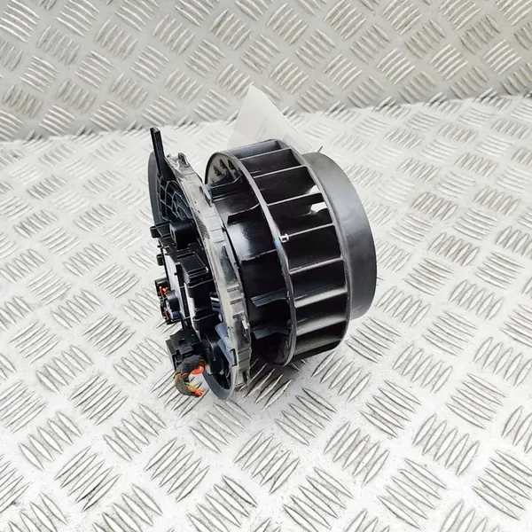 Motor de aquecimento Mercedes-Benz E W213 A0999062003 image 5