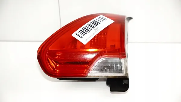 Bakre Höger Lampa Peugeot 2008 13-19R image 4