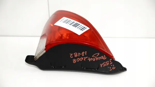 Bakre Höger Lampa Peugeot 2008 13-19R image 6