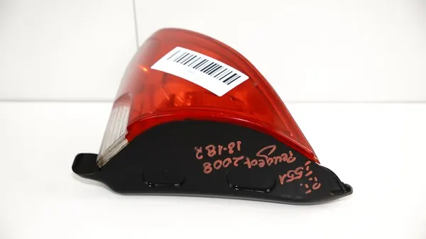 Bakre Höger Lampa Peugeot 2008 13-19R image 7