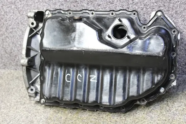 AUDI A3 VW GOLF VI 2.0 TFSI Oljepanna WSAD 06J103603AF image 2