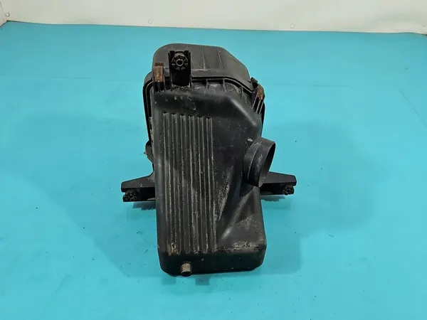 Ilmansuodattimen kotelo Suzuki Grand Vitara II 65J-A01 image 5