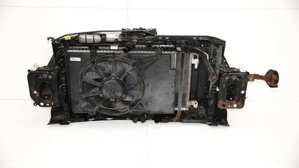 OEM 368446276 Framremsa för Ford Fiesta MK7 08-12 image 9