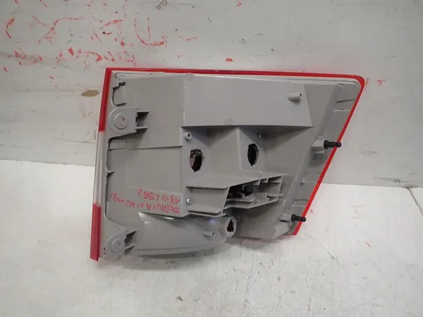 Luz trasera izquierda SKODA OCTAVIA III 2012- KOMBI LED image 4