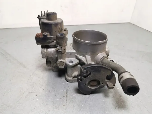 Suzuki Drosselklappe OEM FBZ16222 - Gebraucht image 3