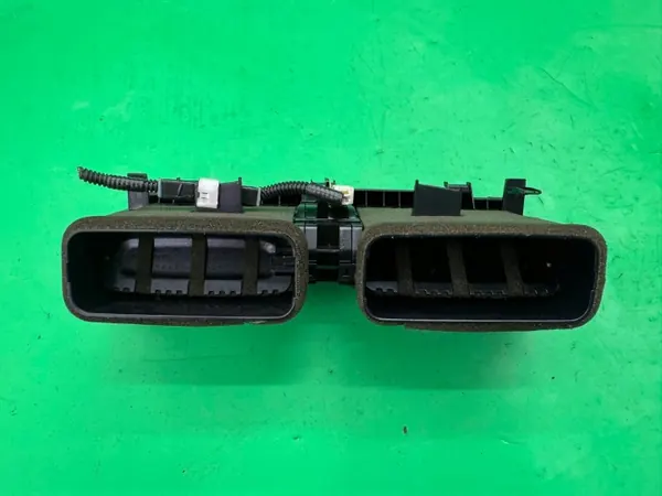 Midden dashboard luchtrooster OEM 55660-30410 Lexus GS image 8