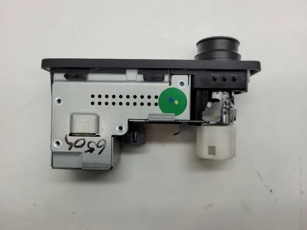 USB HDMI Portti OEM FW93-19E110-AE Range Rover Sport II:lle image 4
