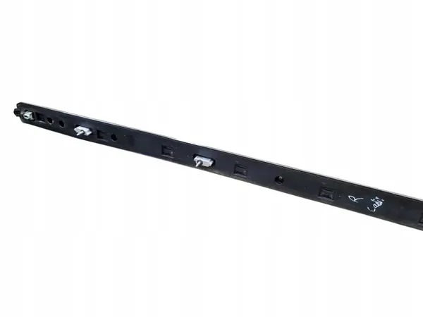 Rechte Dachreling OEM 84393981 - Cadillac Escalade image 5