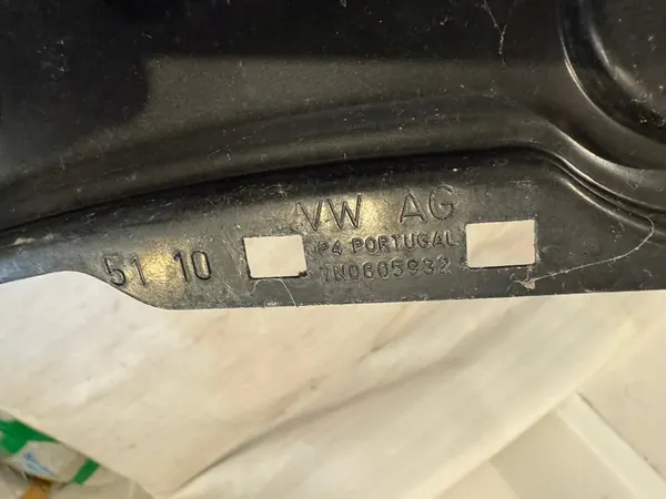 VW Sharan 10- Vidro de Reforço Direito image 2