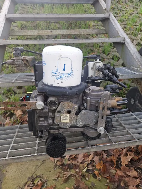 Base de sécheur Valve Volvo FH4 APM Euro 6 K107482 image 1
