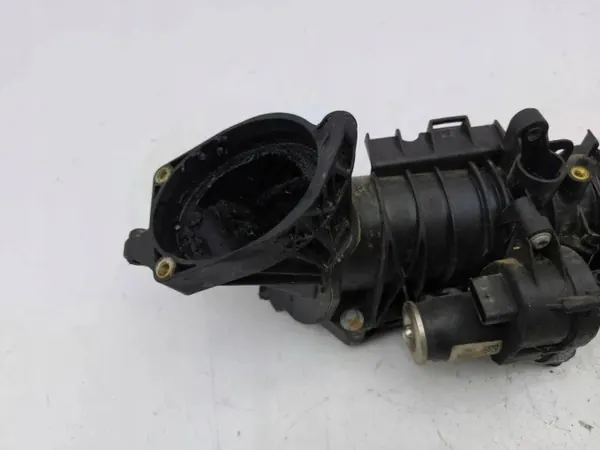 Colector de admisión usado OEM A6540902500 Mercedes image 7