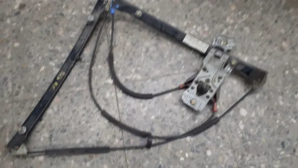 Elevador de vidro dianteiro direito Polo 6N image 4