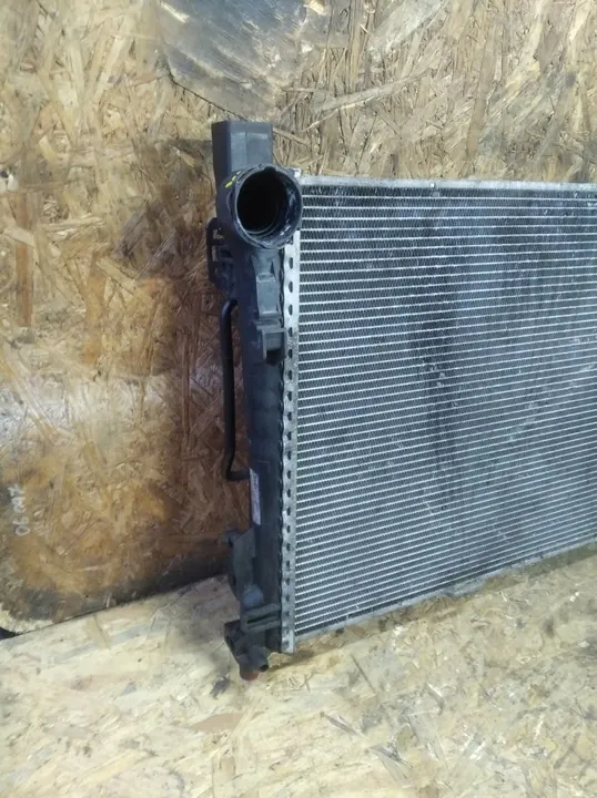 Water + airconditioningradiator Mercedes W203 image 4