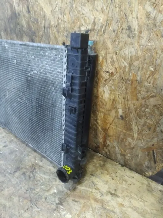 Water + airconditioningradiator Mercedes W203 image 5