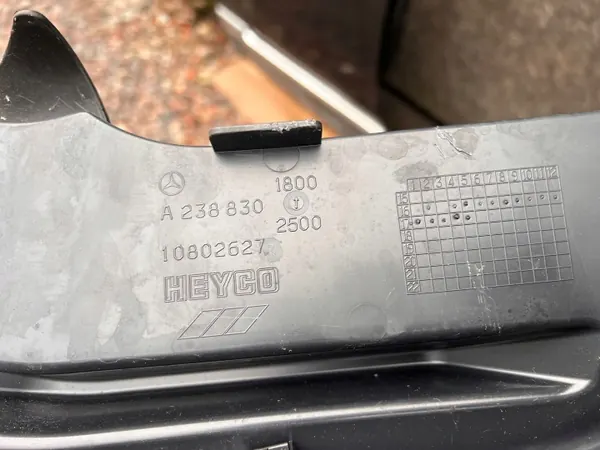 Junta de Puerta Completa Mercedes Clase E W238 OEM A2388301800 image 8