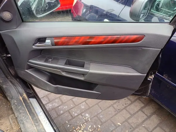 Opel Astra H 04-10 Tapi Droite OEM MM-0203-21 image 3