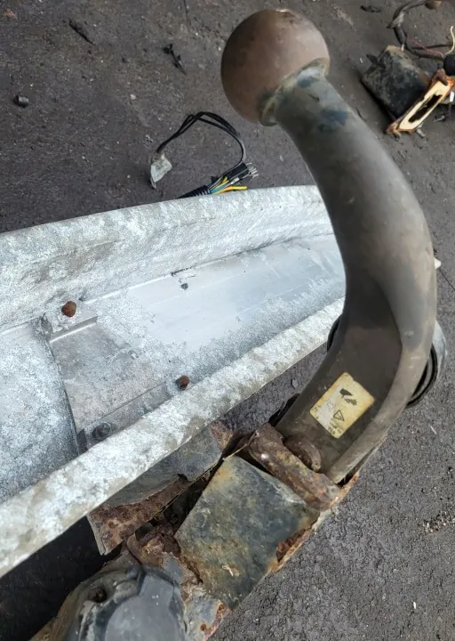 Barre de remorquage Saab OE 4737433 - Poutre arrière image 6