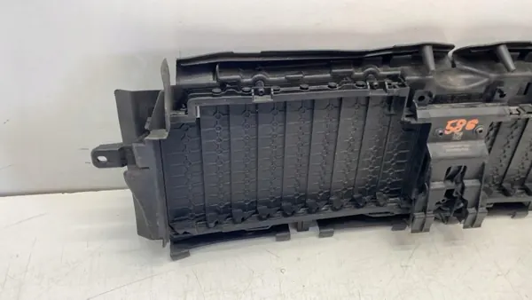 OEM A2135002300 Front-Luftauslassgitter Mercedes E-Klasse image 6