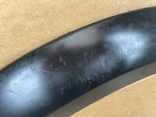 OEM 8K9853818A Kotflügelabdeckung Rechts Hinten Audi A4 B8 image 3