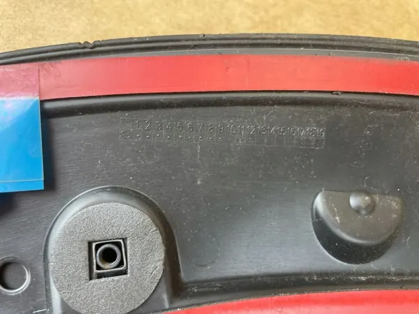 OEM 8K9853818A Kotflügelabdeckung Rechts Hinten Audi A4 B8 image 8